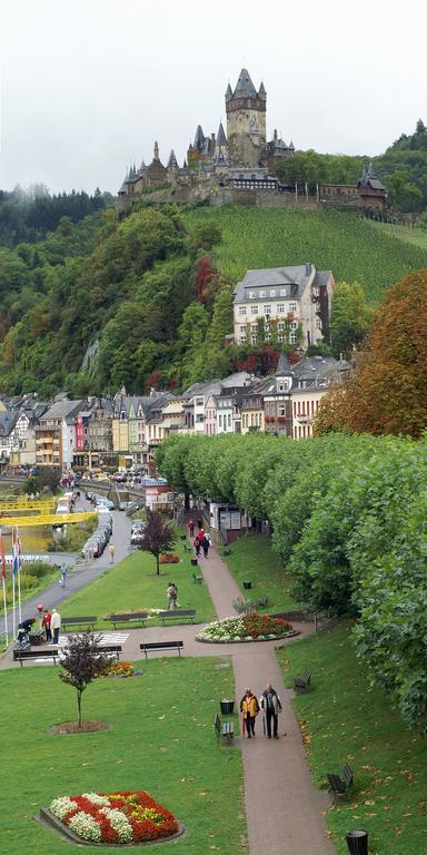 Moselland Hotel Im Enderttal Zum Onkel Willi Cochem Exterior photo